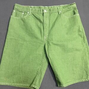 Levi's Men's Green Jean Shorts Size 44 Loose Straight 569 High Rise 11" Inseam